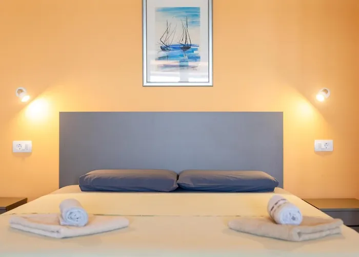 In Barbat With Sea View, Balcony, Air Conditioning 660-5 Barbat na Rabu