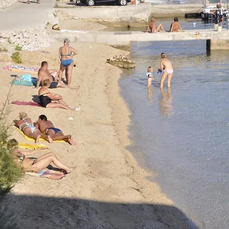 In Barbat With Sea View, Balcony, Air Conditioning 660-5 Appartement Barbat na Rabu