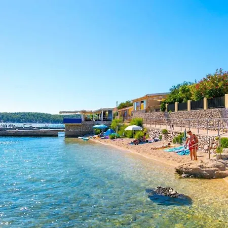 In Barbat With Sea View, Balcony, Air Conditioning 660-5 *