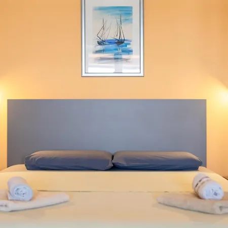 In Barbat With Sea View, Balcony, Air Conditioning 660-5 Barbat na Rabu