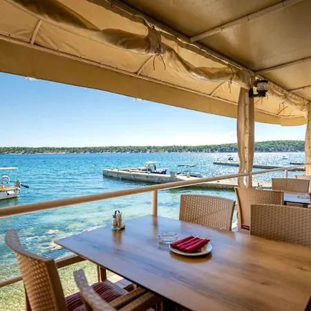 In Barbat With Sea View, Balcony, Air Conditioning 660-5 *